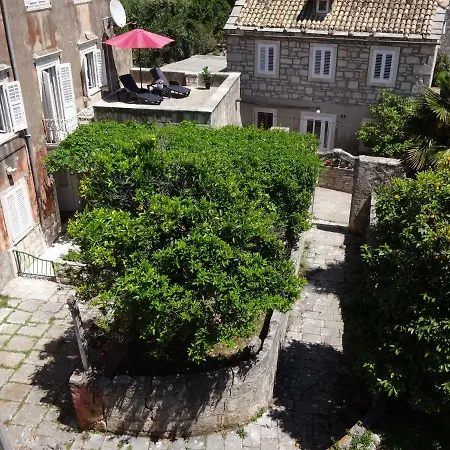 Vera Appartement *